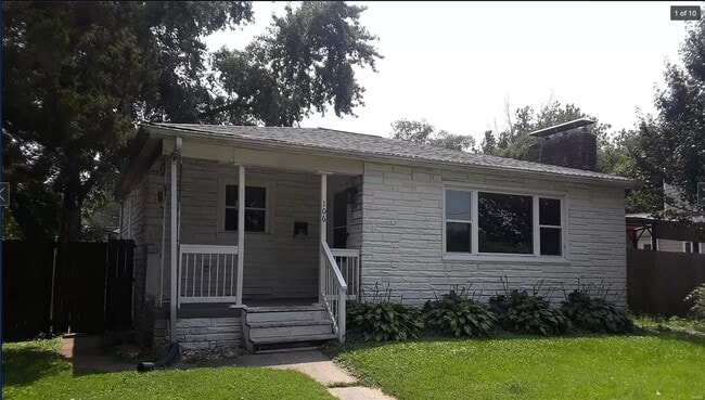 property at 106 N Long St