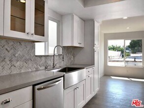 853 Hayworth Ave in Los Angeles, CA - Building Photo - Building Photo