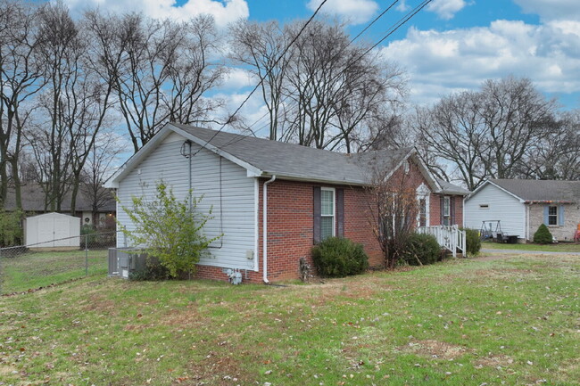 150 Ralls St in Gallatin, TN - Building Photo - Building Photo