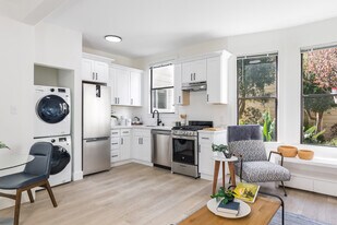 1456 Castro St in San Francisco, CA - Building Photo