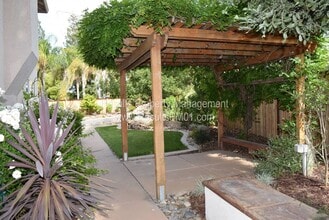16 Cloe Ct in Sacramento, CA - Building Photo - Building Photo