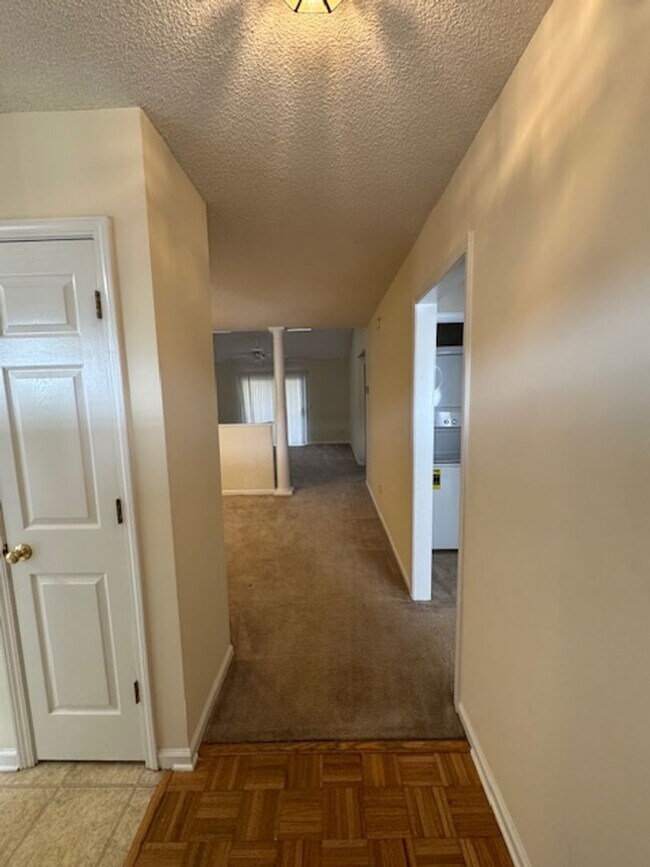 4611E McClelland Dr in Wilmington, NC - Building Photo - Building Photo