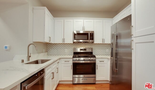 property at 5551 W 6th St
