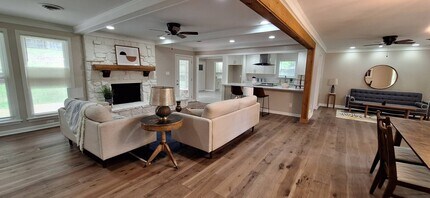 9356 Rocky Woods Dr in Cordova, TN - Building Photo - Building Photo