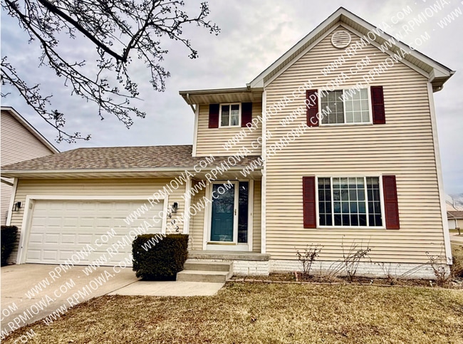 property at 4025 SE 25th St