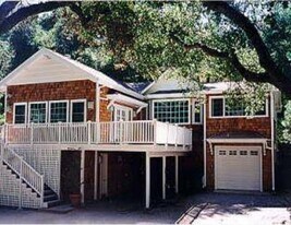 16220 Greenwood Rd in Monte Sereno, CA - Building Photo