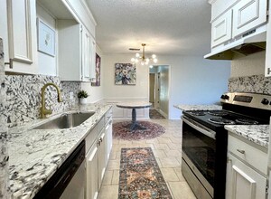 922 Terry Trail in Weatherford, TX - Building Photo - Building Photo