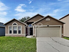 1683 Sorento Cir in West Melbourne, FL - Building Photo