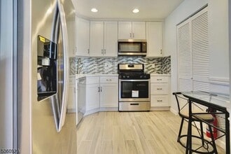 47 Rutgers Dr in Newark, NJ - Building Photo - Building Photo