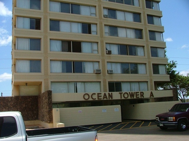 property at 1060 Kamehameha Hwy