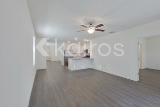 31934 Katelin Cir in Leesburg, FL - Building Photo - Building Photo