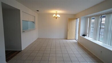 24 E Mountain Creek Dr in Grand Prairie, TX - Building Photo - Building Photo