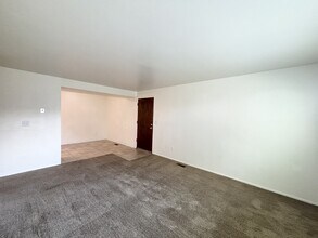 4768 S Bonair St in Holladay, UT - Building Photo - Building Photo