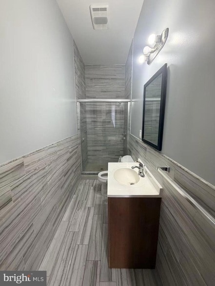 4428 Chestnut St in Philadelphia, PA - Foto de edificio - Building Photo