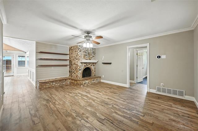 2857 Hurstview Dr in Hurst, TX - Building Photo - Building Photo