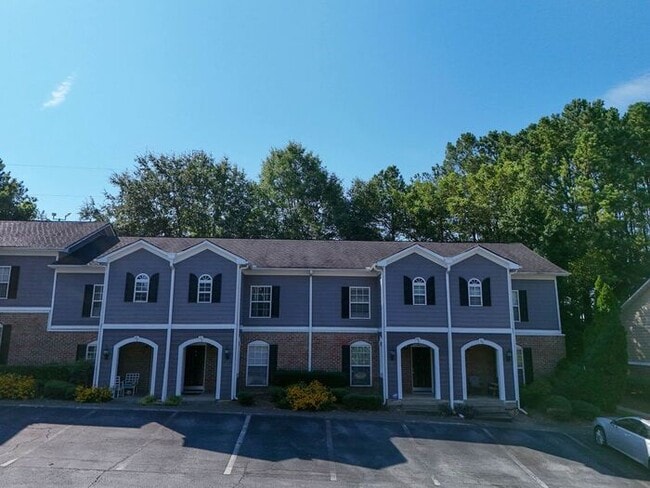 property at 202 Summer Pl NW