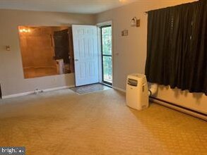 205 Woodsedge Ln in Felton, DE - Foto de edificio - Building Photo