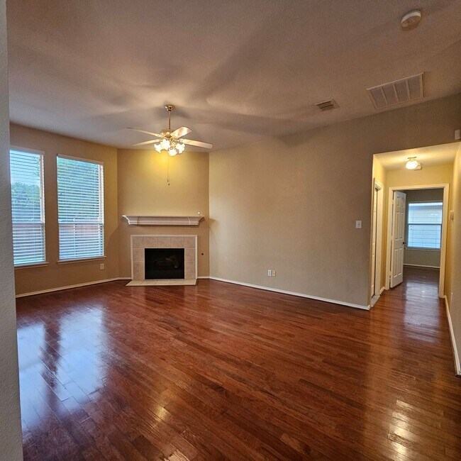 5808 Hidden Pine Ln in McKinney, TX - Building Photo - Building Photo