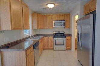 713 7th St in Colona, IL - Building Photo - Building Photo