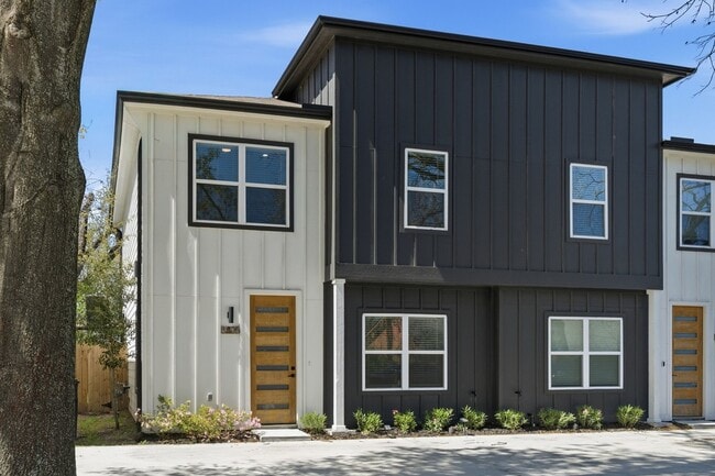 8805 Parkway Dr in Houston, TX - Building Photo - Building Photo