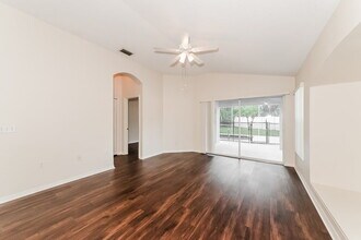 12006 Popash Glen in Lakewood Ranch, FL - Building Photo - Building Photo