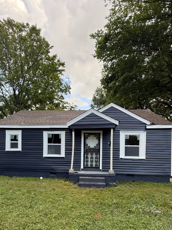 property at 2815 S Dunmoor St