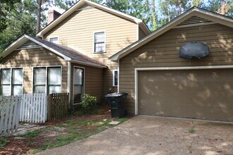 214 Oakleaf Dr in Statesboro, GA - Building Photo - Building Photo