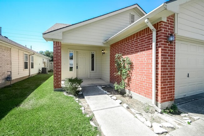 11763 Rolling Stream Dr in Tomball, TX - Building Photo - Building Photo