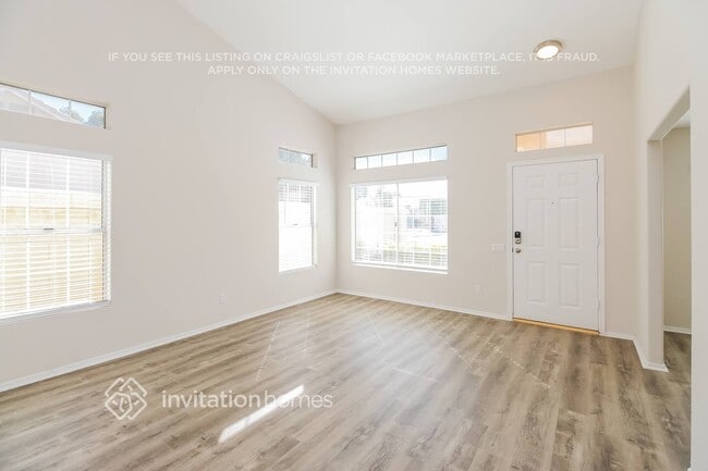 1400 W Gail Dr in Chandler, AZ - Building Photo - Building Photo