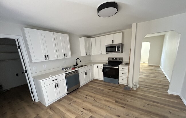 806 Stratford Dr in Champaign, IL - Building Photo - Building Photo