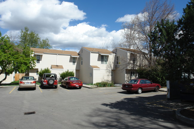 Treehouse Apartments in Boise, ID - Building Photo - Building Photo