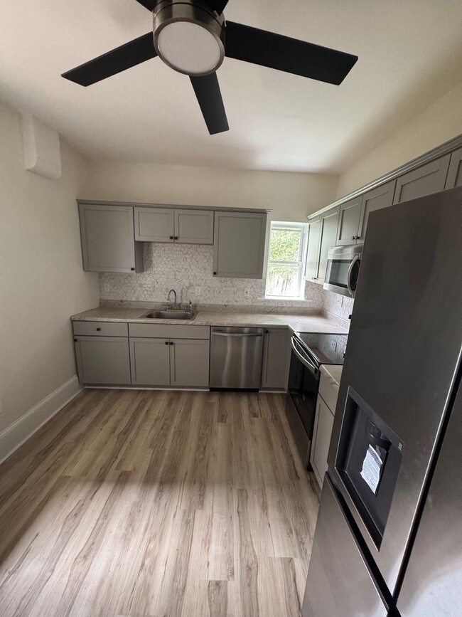 property at 538 S Lime St