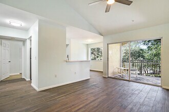 236 Village Blvd in Tequesta, FL - Building Photo - Building Photo