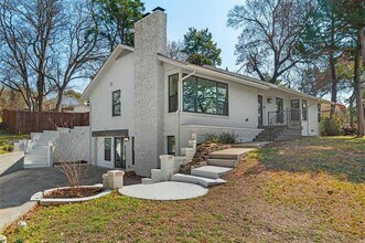 1408 S Corinth St Rd in Dallas, TX - Building Photo - Building Photo
