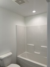 1303 Elm St, Unit Suite101 in Quincy, IL - Building Photo - Building Photo
