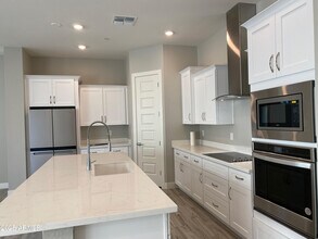 4061 E Augusta Ave in Chandler, AZ - Building Photo - Building Photo