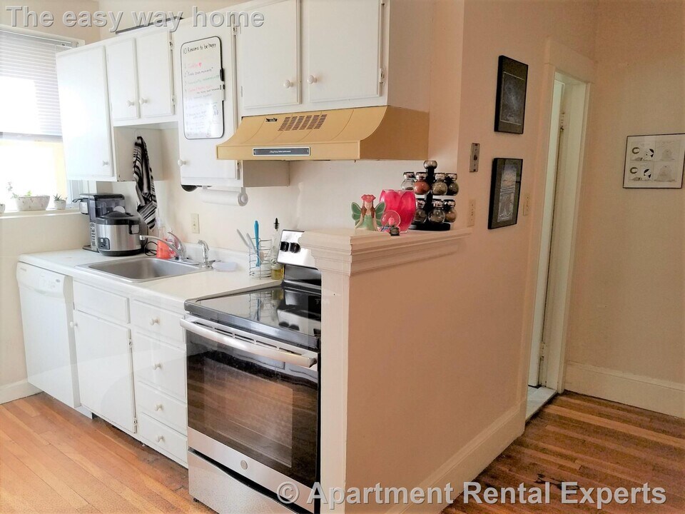 402 Highland Ave, Unit #21 in Somerville, MA - Building Photo