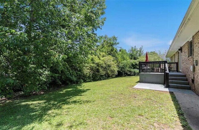 2958 Holcomb Ct in East Point, GA - Building Photo - Building Photo