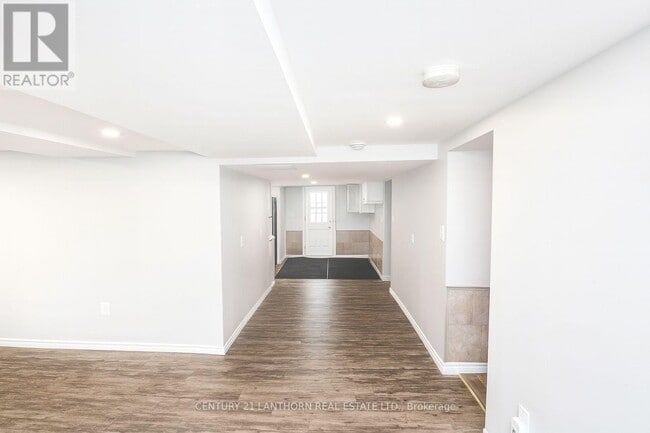 32 Ontario St in Prince Edward, ON - Building Photo - Building Photo