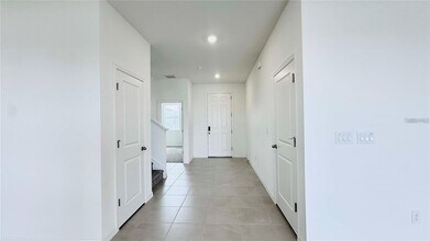 9567 Sandy Bluffs Circle in Parrish, FL - Building Photo - Building Photo