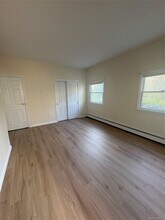 54 Old Brook Rd in Dix Hills, NY - Building Photo - Building Photo