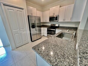 30728 Veridian Wy in Wesley Chapel, FL - Building Photo - Building Photo