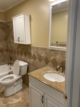 2400 Sunset Rd in Charlotte, NC - Building Photo - Building Photo
