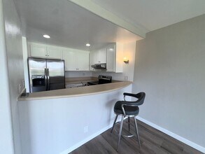2348 La Costa Ave in Carlsbad, CA - Building Photo - Building Photo