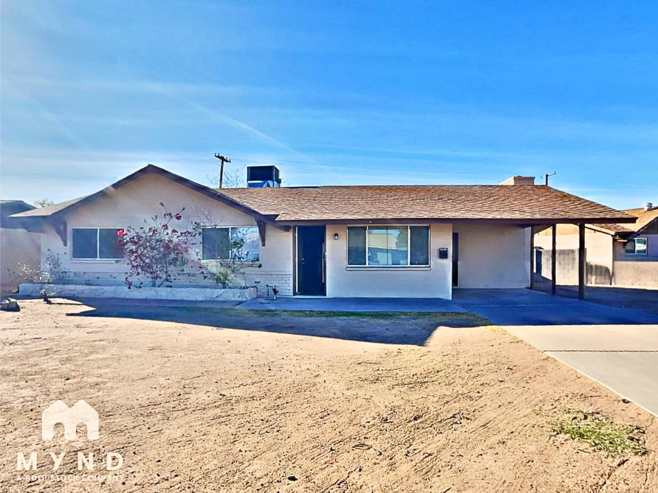 661 E Franklin Ave in Mesa, AZ - Building Photo