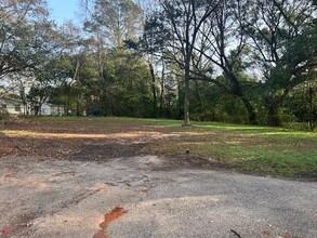 7162-7161 Muscadine Ave in Mobile, AL - Building Photo - Building Photo