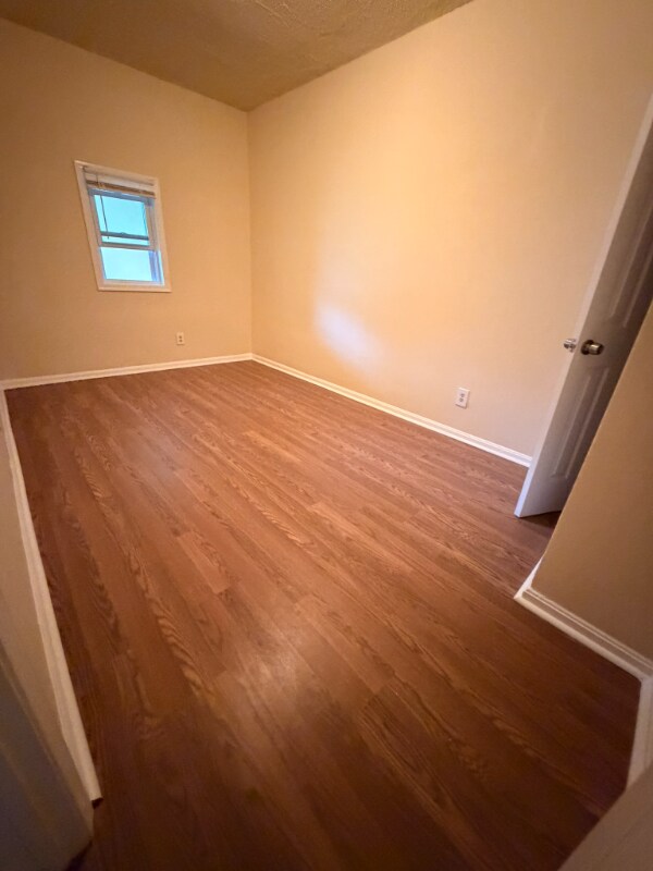 1106 Queen St NE in Washington, DC - Building Photo - Building Photo