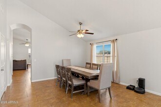 4501 E Melinda Ln in Phoenix, AZ - Building Photo - Building Photo