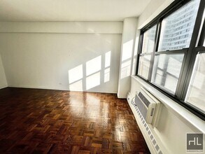 EAST 69 STREET in New York, NY - Building Photo - Building Photo