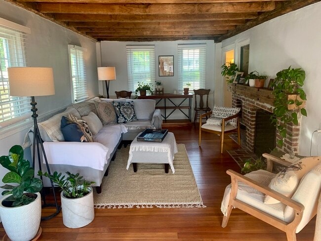 2208 Washington St in Canton, MA - Building Photo - Building Photo